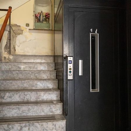 Apartment With Sea View With 2 Lifts Above Montesanto! Νάπολη Εξωτερικό φωτογραφία