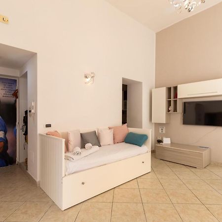 Apartment With Sea View With 2 Lifts Above Montesanto! Νάπολη Εξωτερικό φωτογραφία