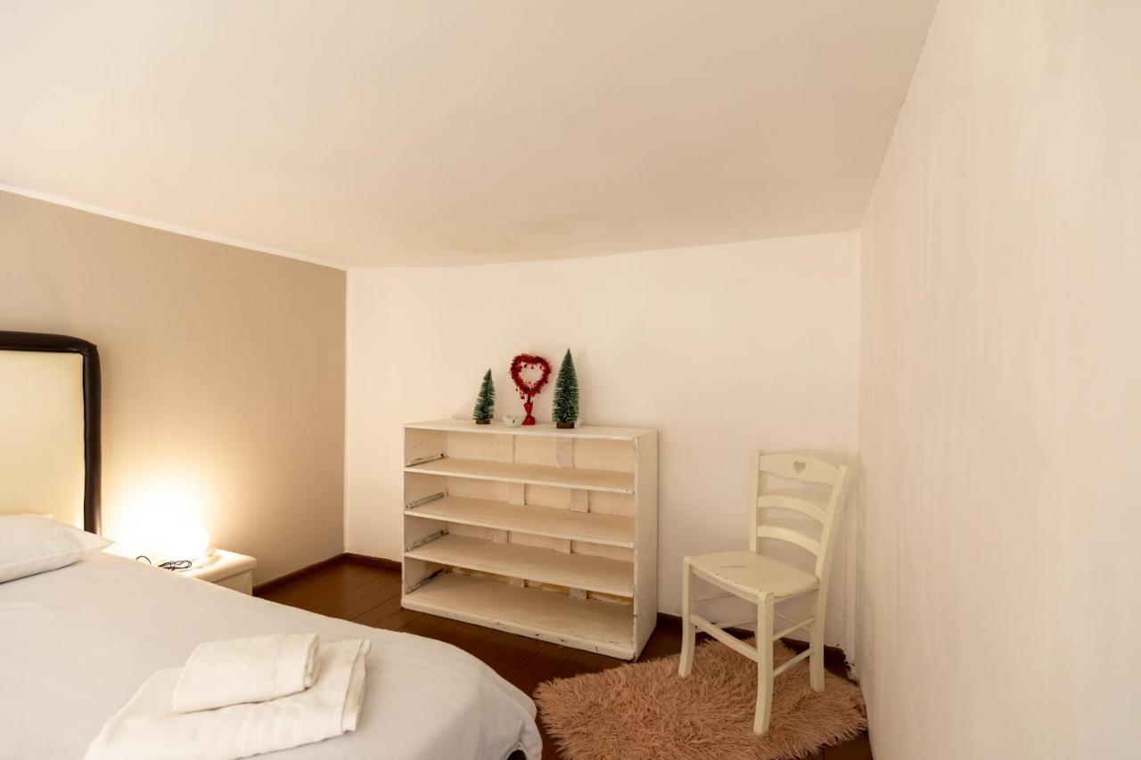 Apartment With Sea View With 2 Lifts Above Montesanto! Νάπολη Εξωτερικό φωτογραφία