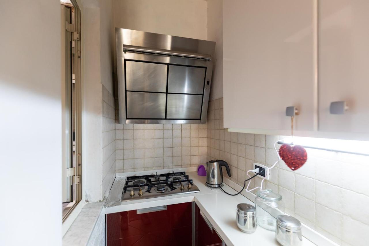 Apartment With Sea View With 2 Lifts Above Montesanto! Νάπολη Εξωτερικό φωτογραφία